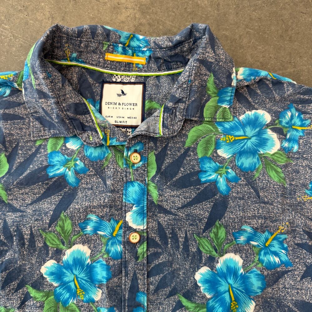 Vintage Y2K Denim & Flower Casual Floral Hawaiian Beach Button Up Blue Shirt M - Picture 3 of 5